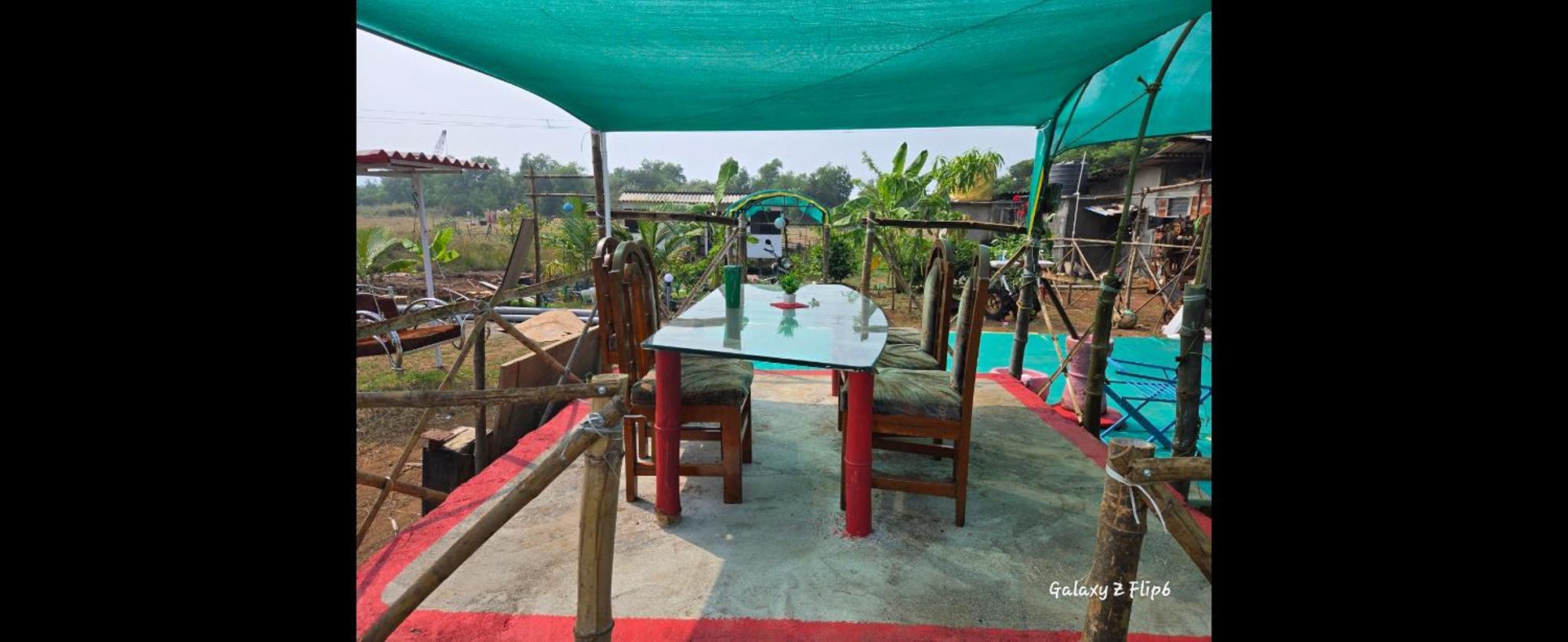 Sea Touch Beach Resort Harihareshwar Esterno foto