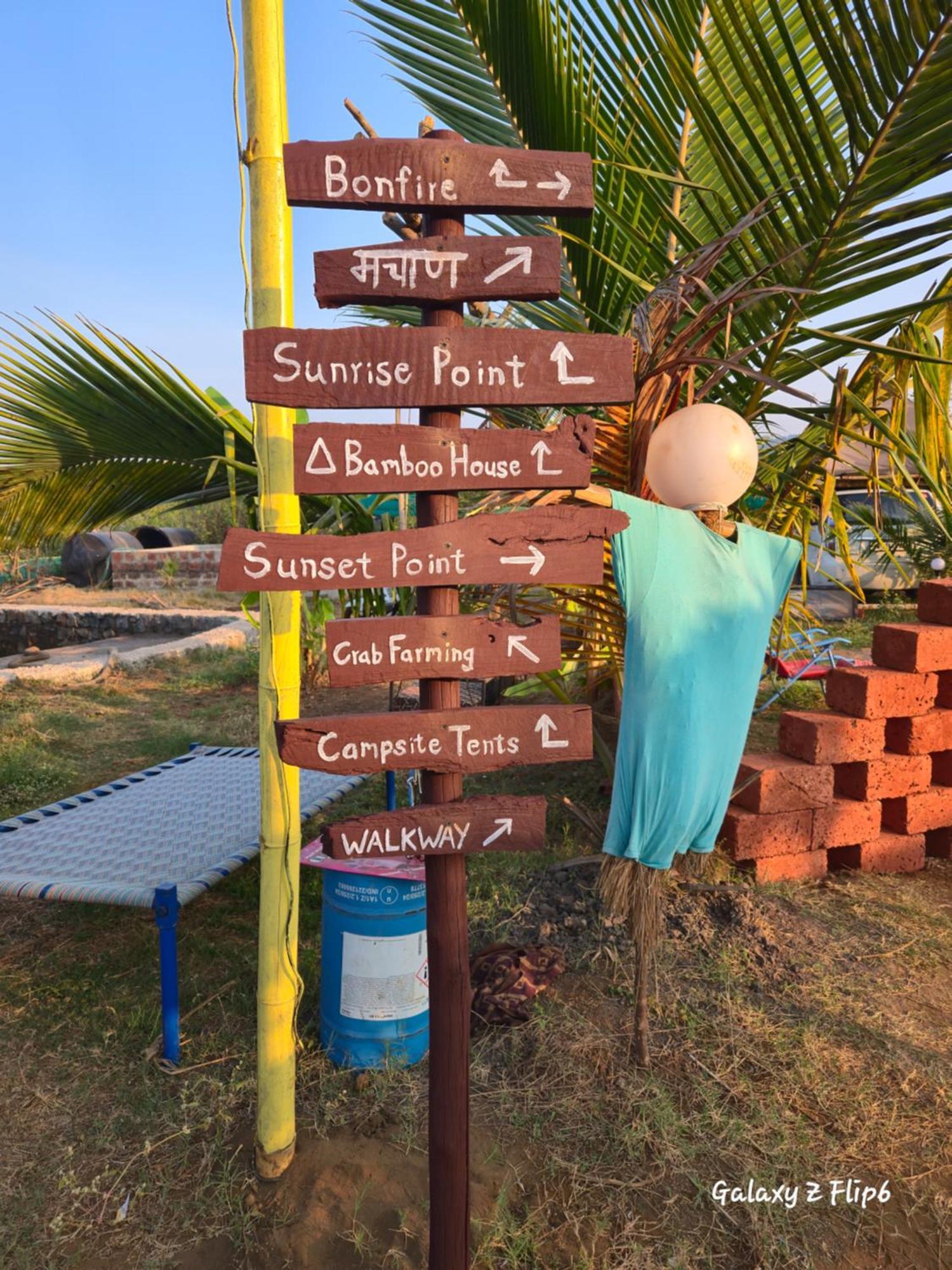 Sea Touch Beach Resort Harihareshwar Esterno foto